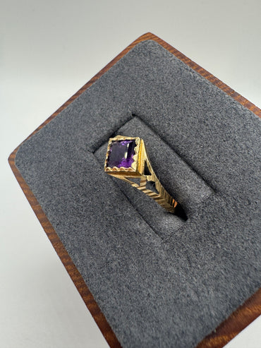 9ct gold amethyst ring
