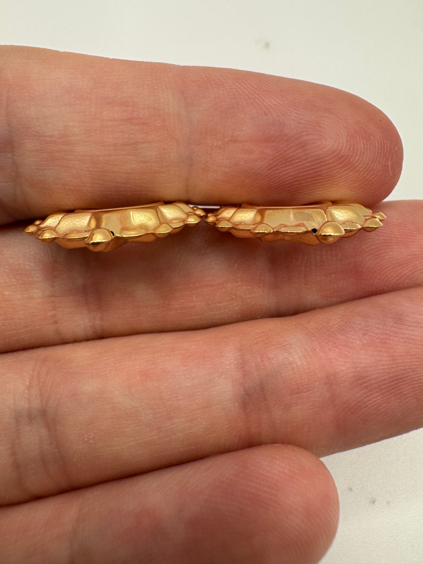 9ct gold spike creole earrings
