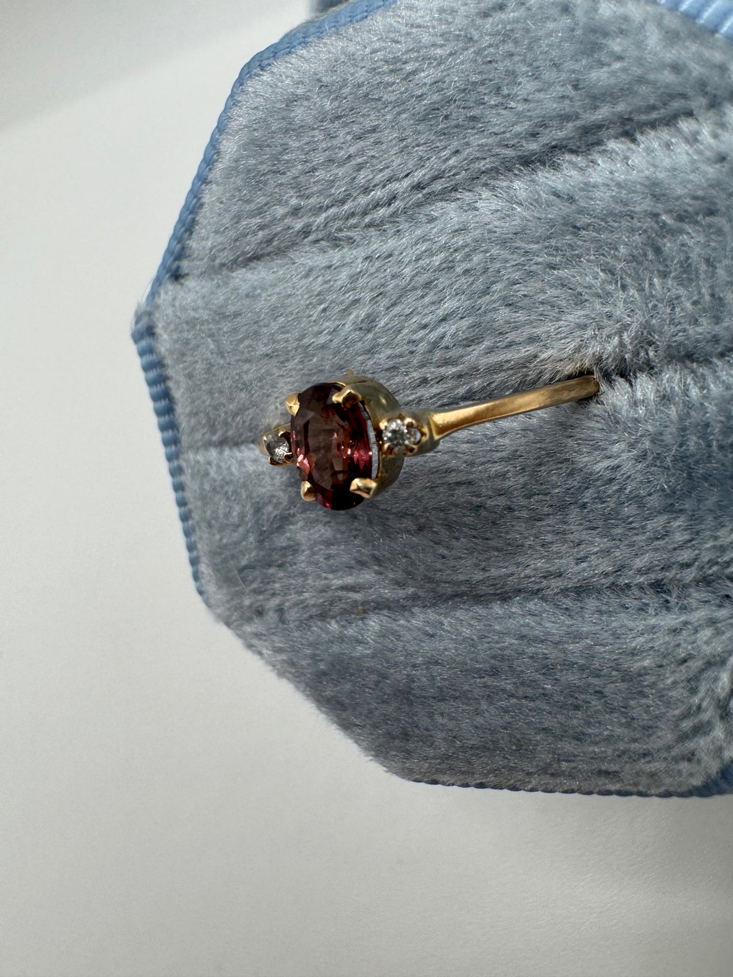 9ct gold pink sapphire and diamond ring