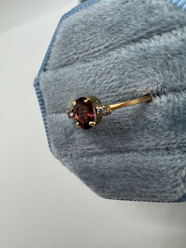 9ct gold pink sapphire and diamond ring
