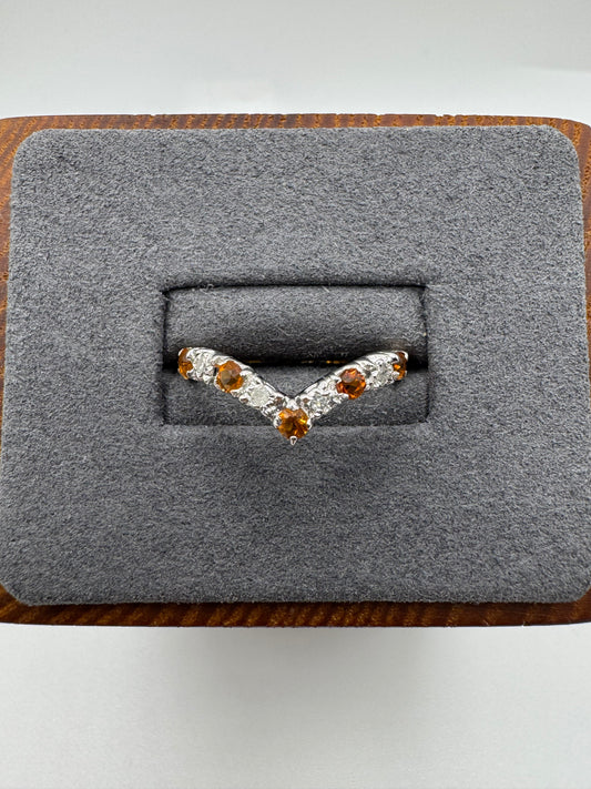 9ct gold citrine and diamond wishbone ring
