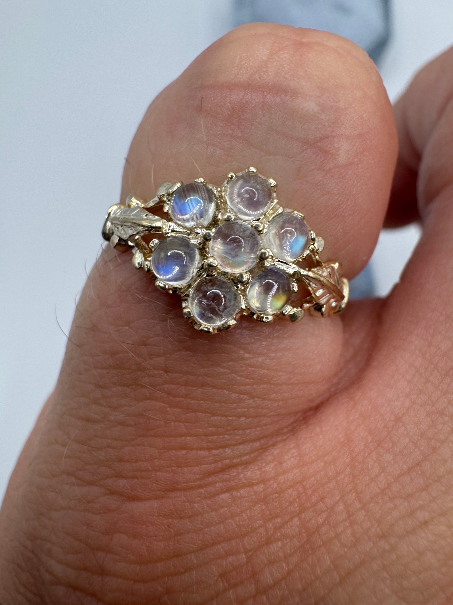 9ct gold moonstone cluster ring