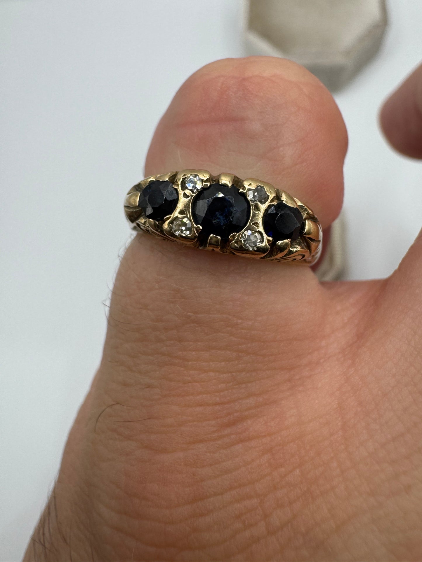 9ct gold sapphire and diamond ring