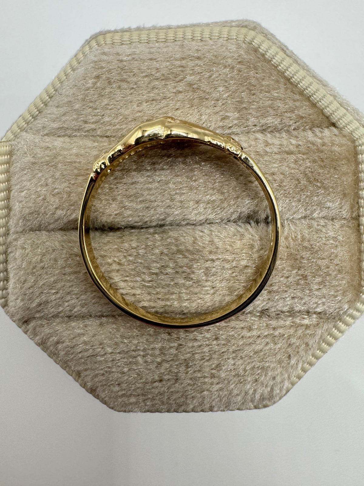 9ct gold Fede ring