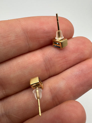 9ct gold topaz earrings