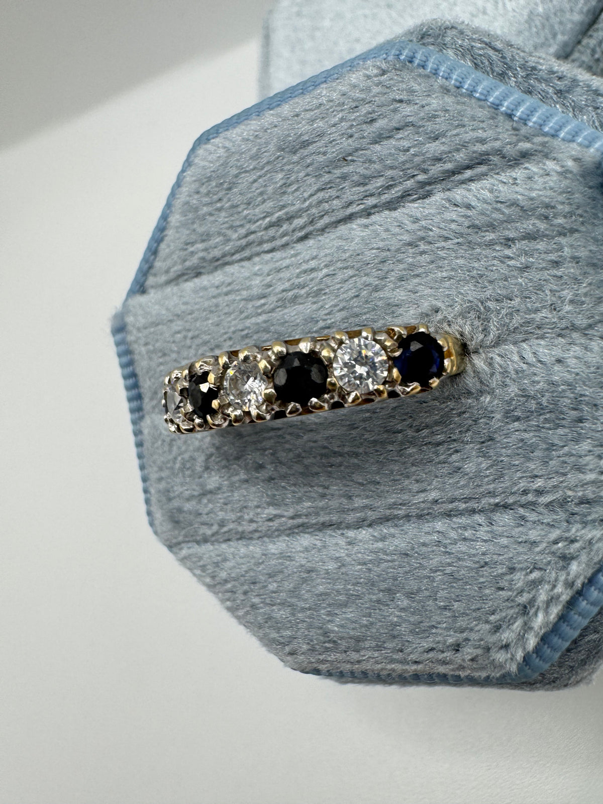 Vintage 9ct gold sapphire and zircon ring