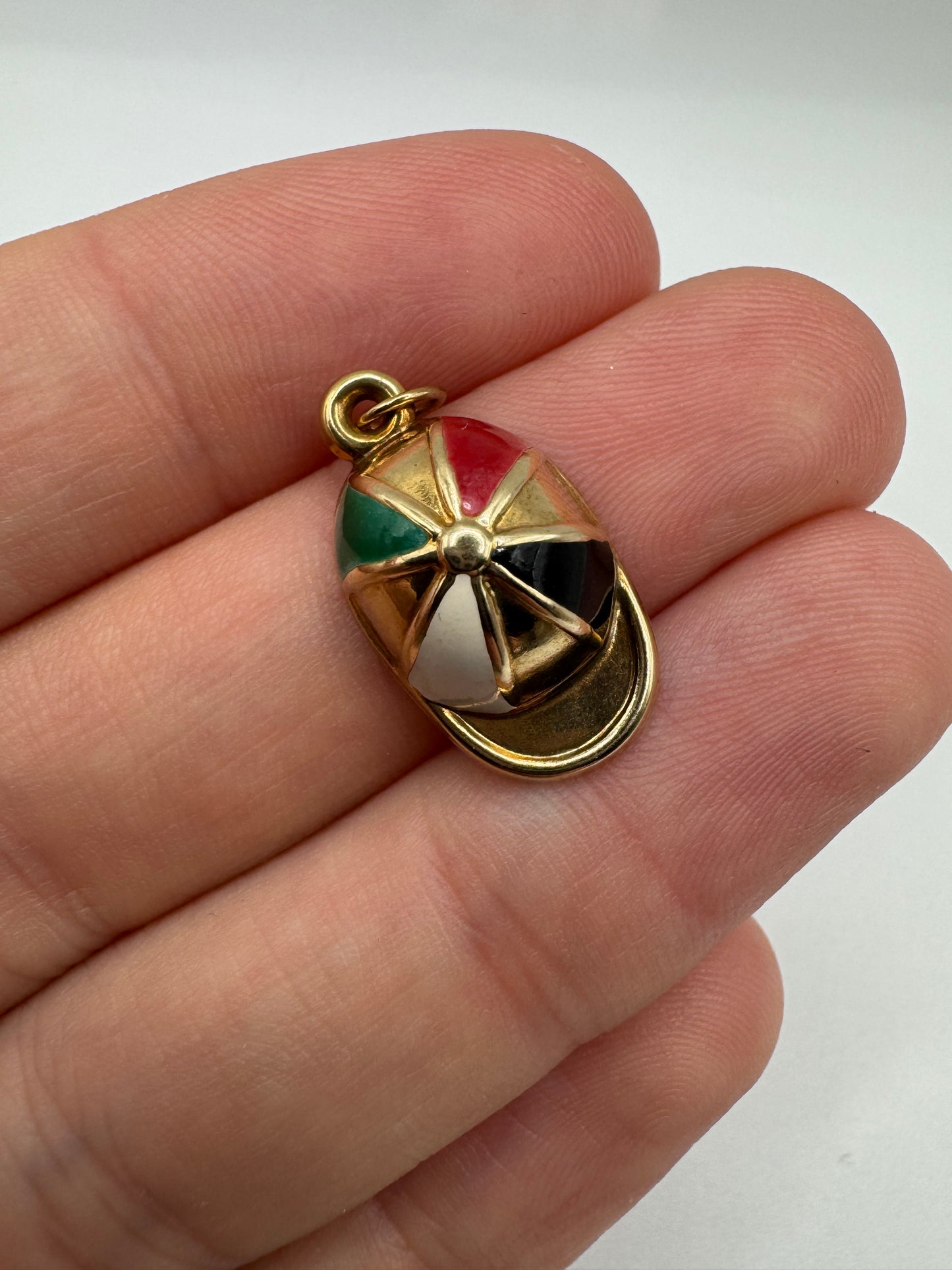9ct gold jockey hat charm