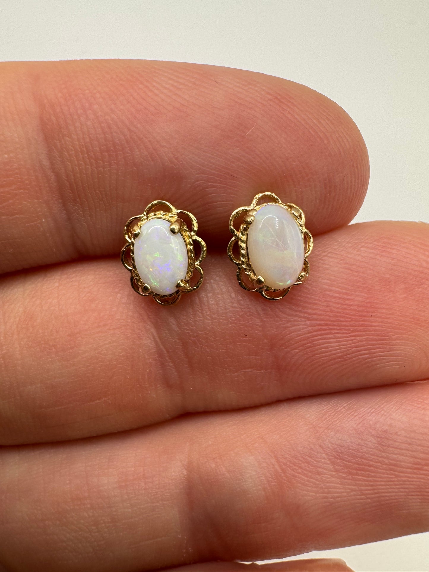 9ct gold opal earrings