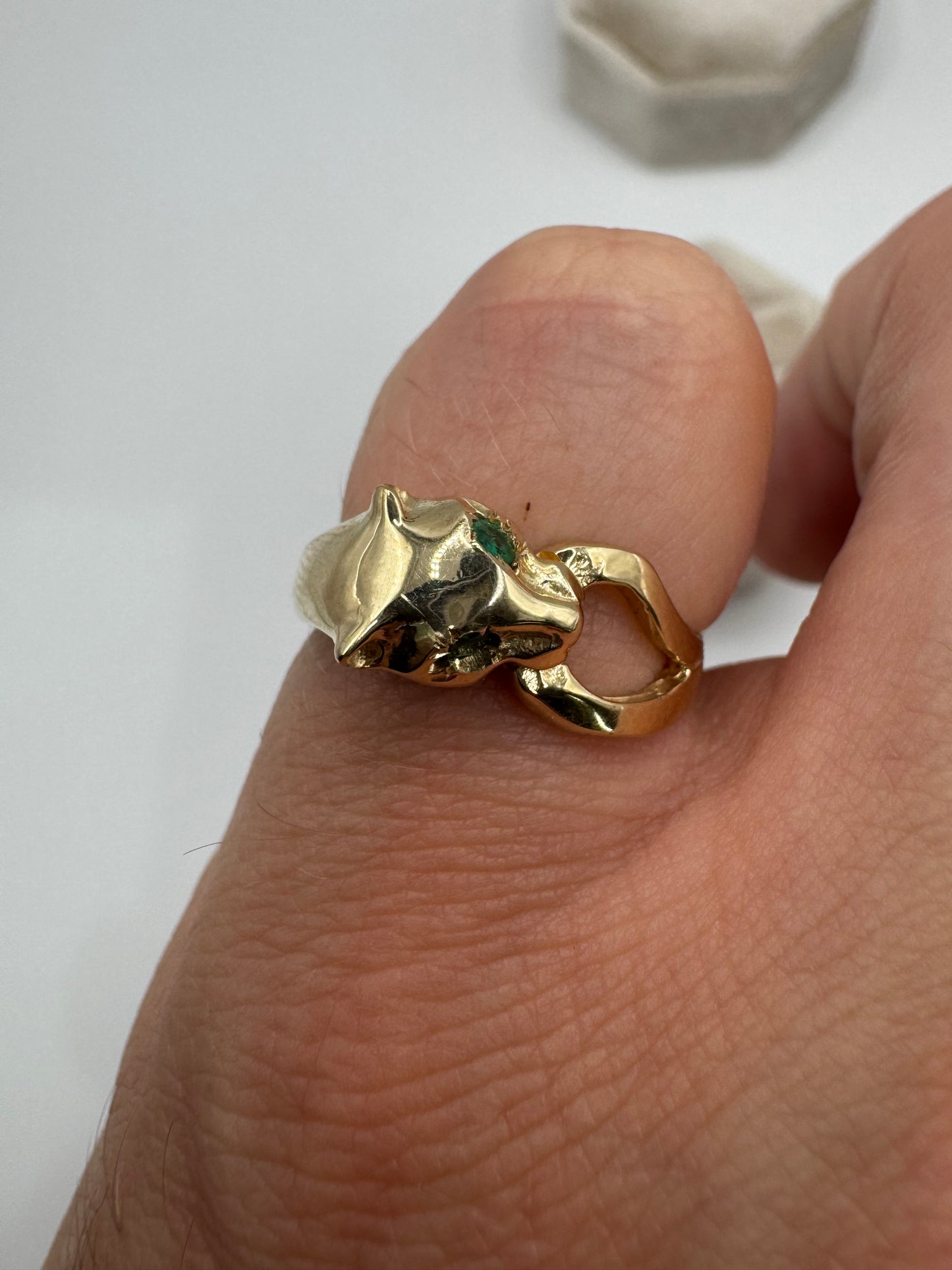 9ct gold emerald panther ring