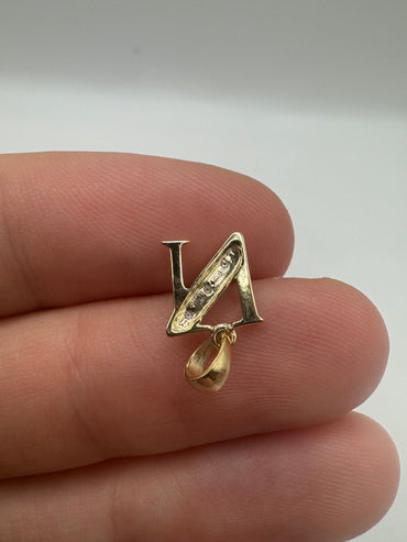 9ct gold diamond initial N pendant
