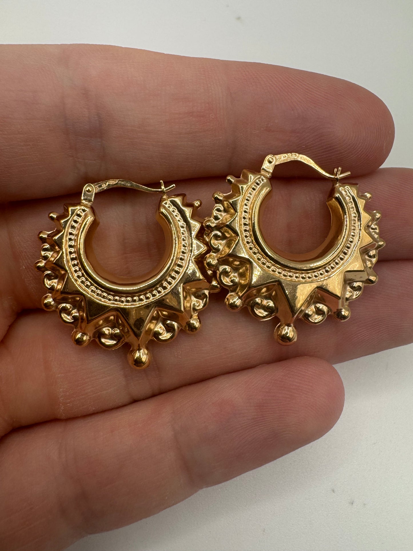 9ct gold spike creole earrings