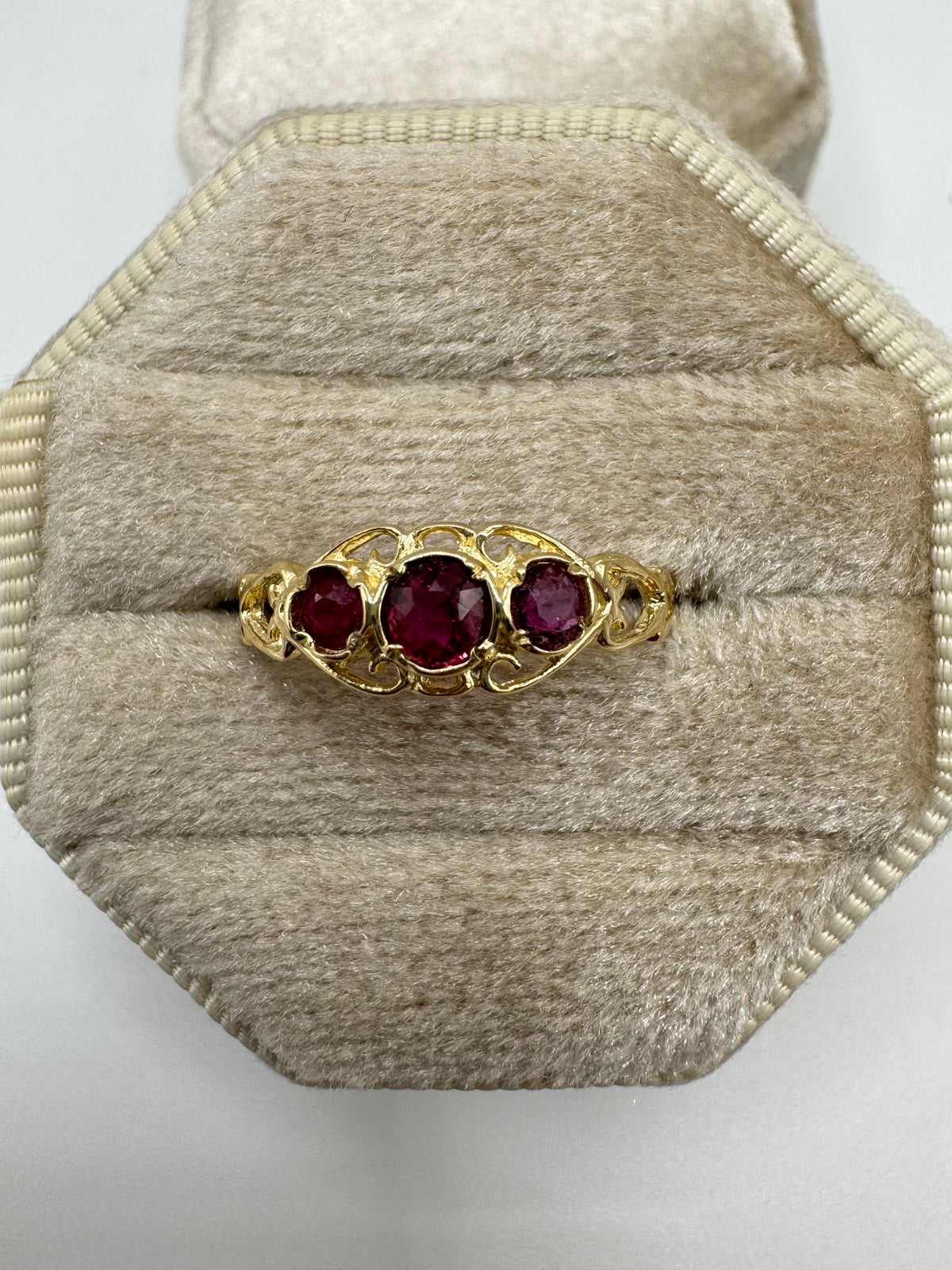 9ct gold ruby ring