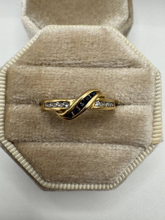 9ct gold sapphire and cz ring