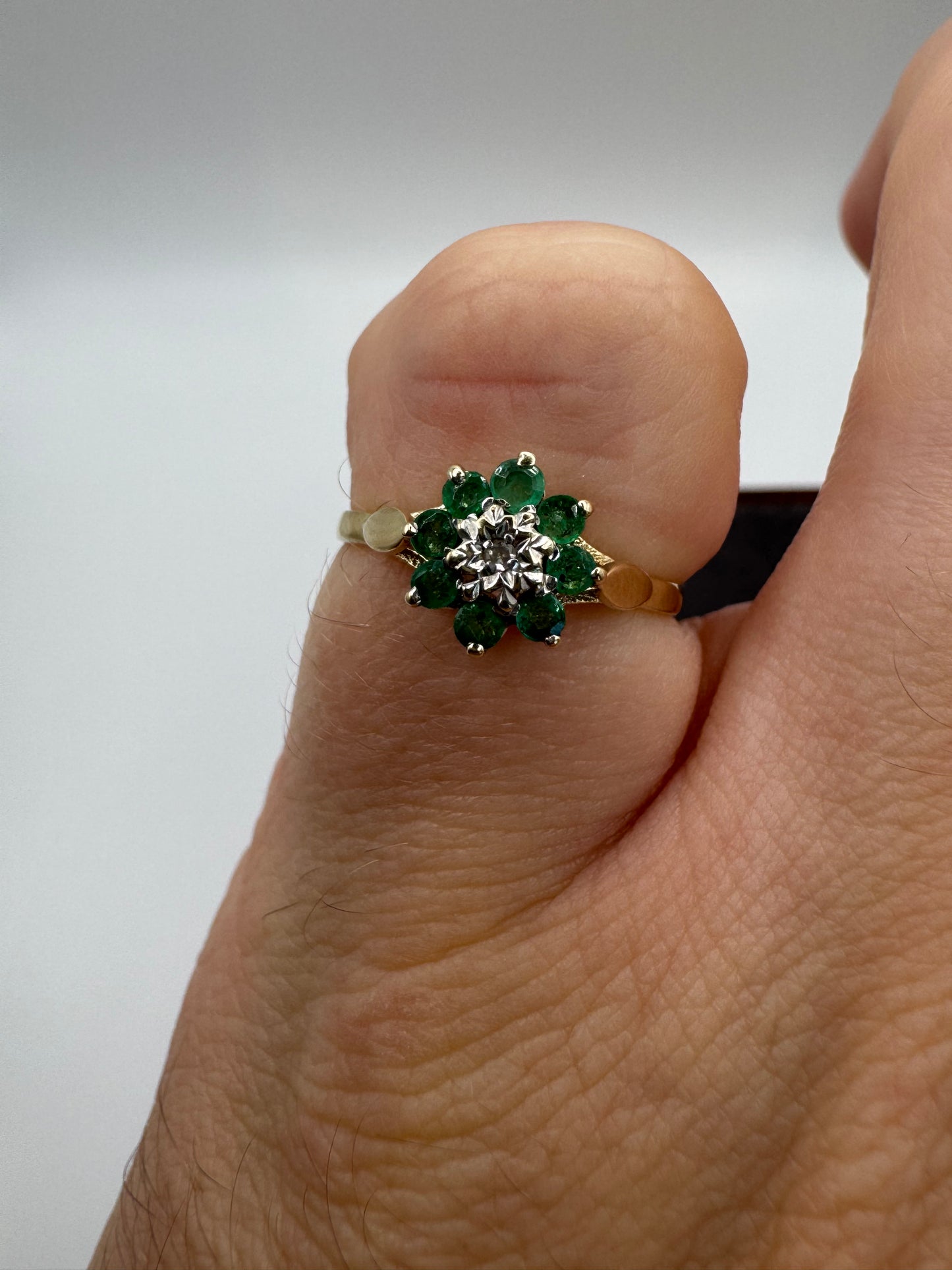 9ct gold emerald and diamond ring