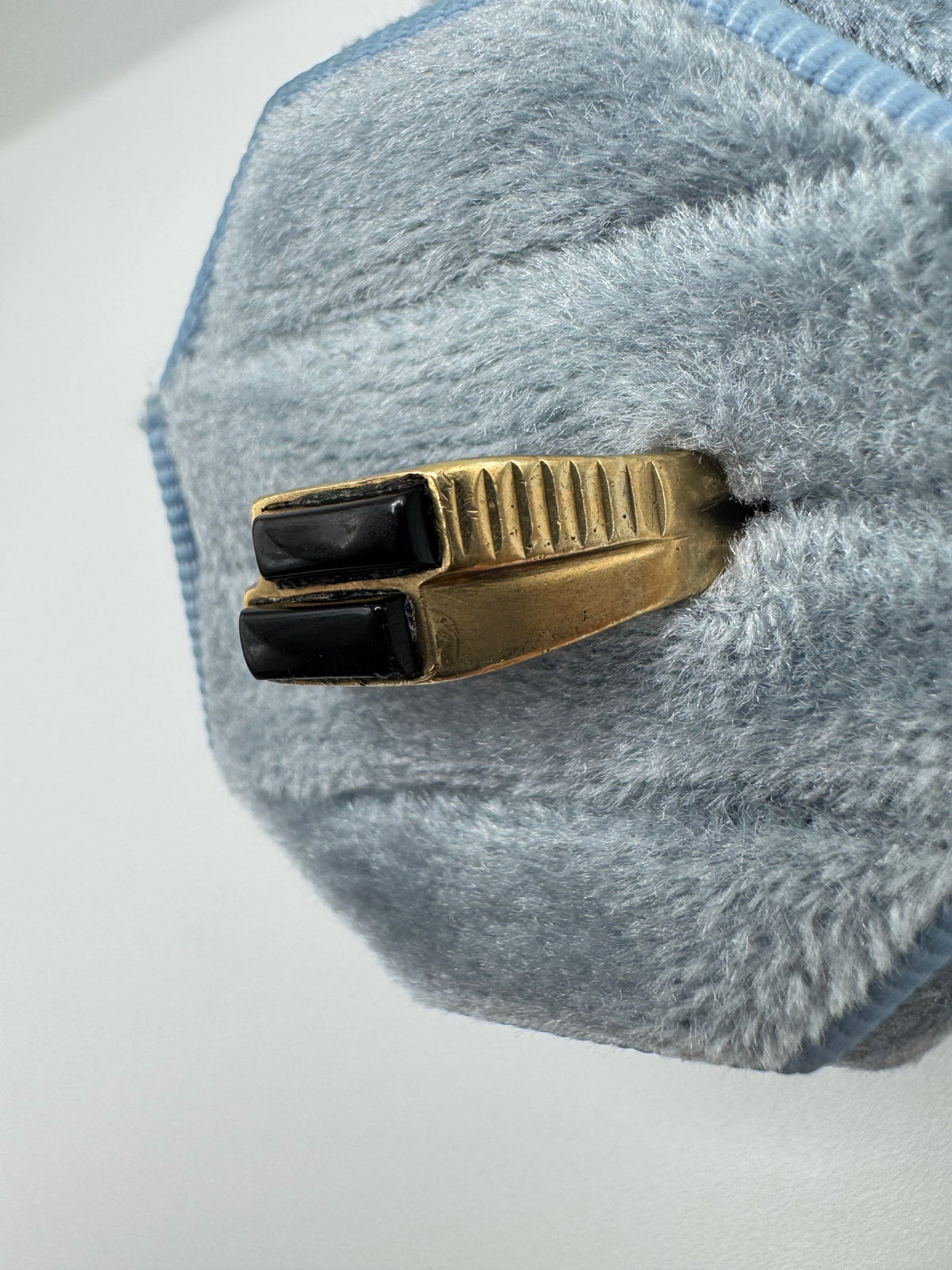 Vintage heavy 9ct gold double onyx signet ring