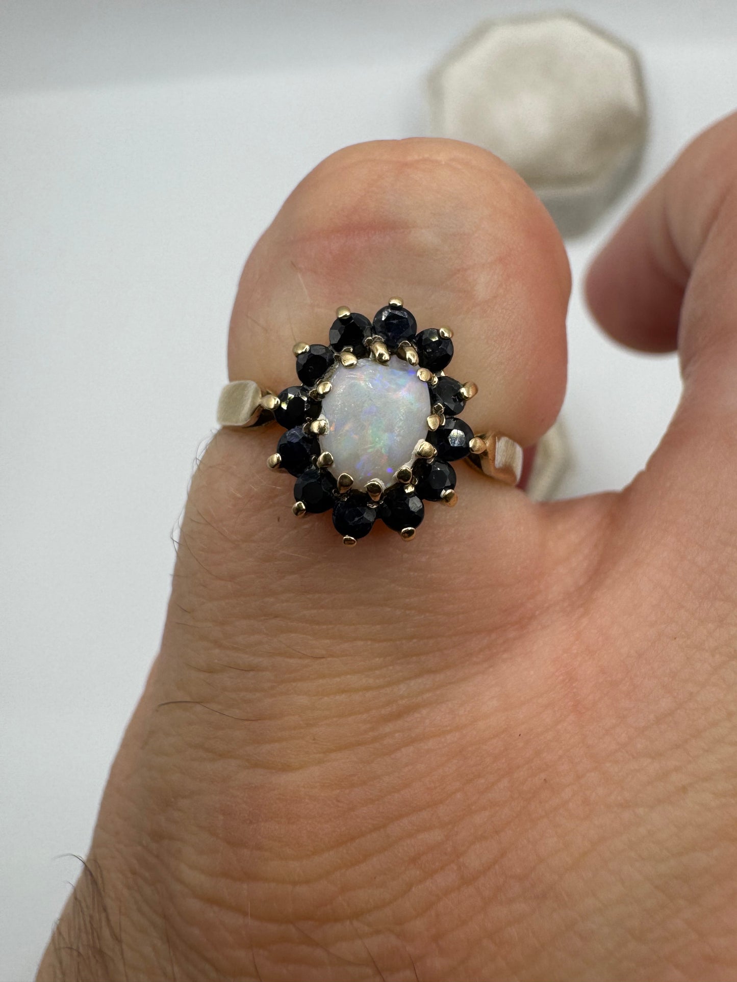 9ct gold opal and sapphire ring