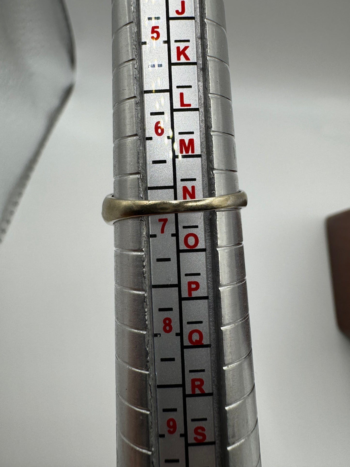 9ct white gold diamond crossover ring