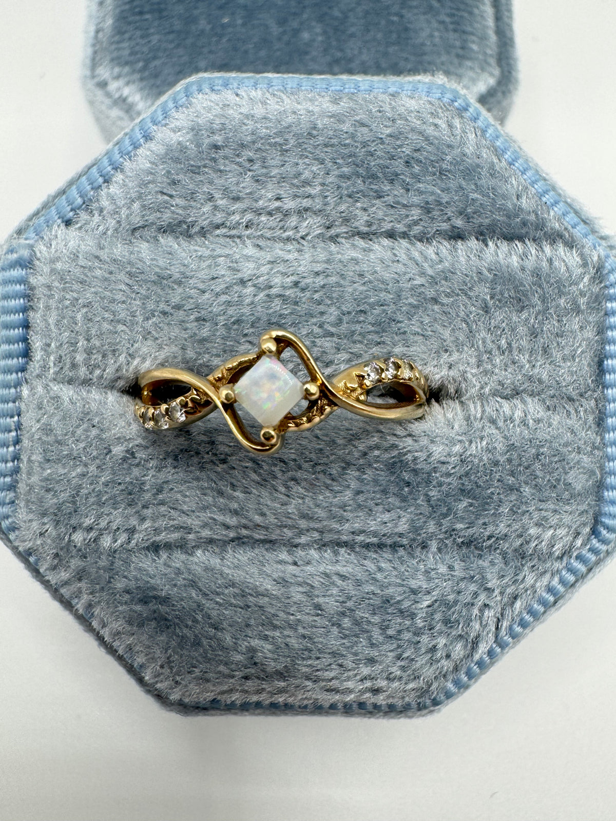 9ct gold opal and zircon ring