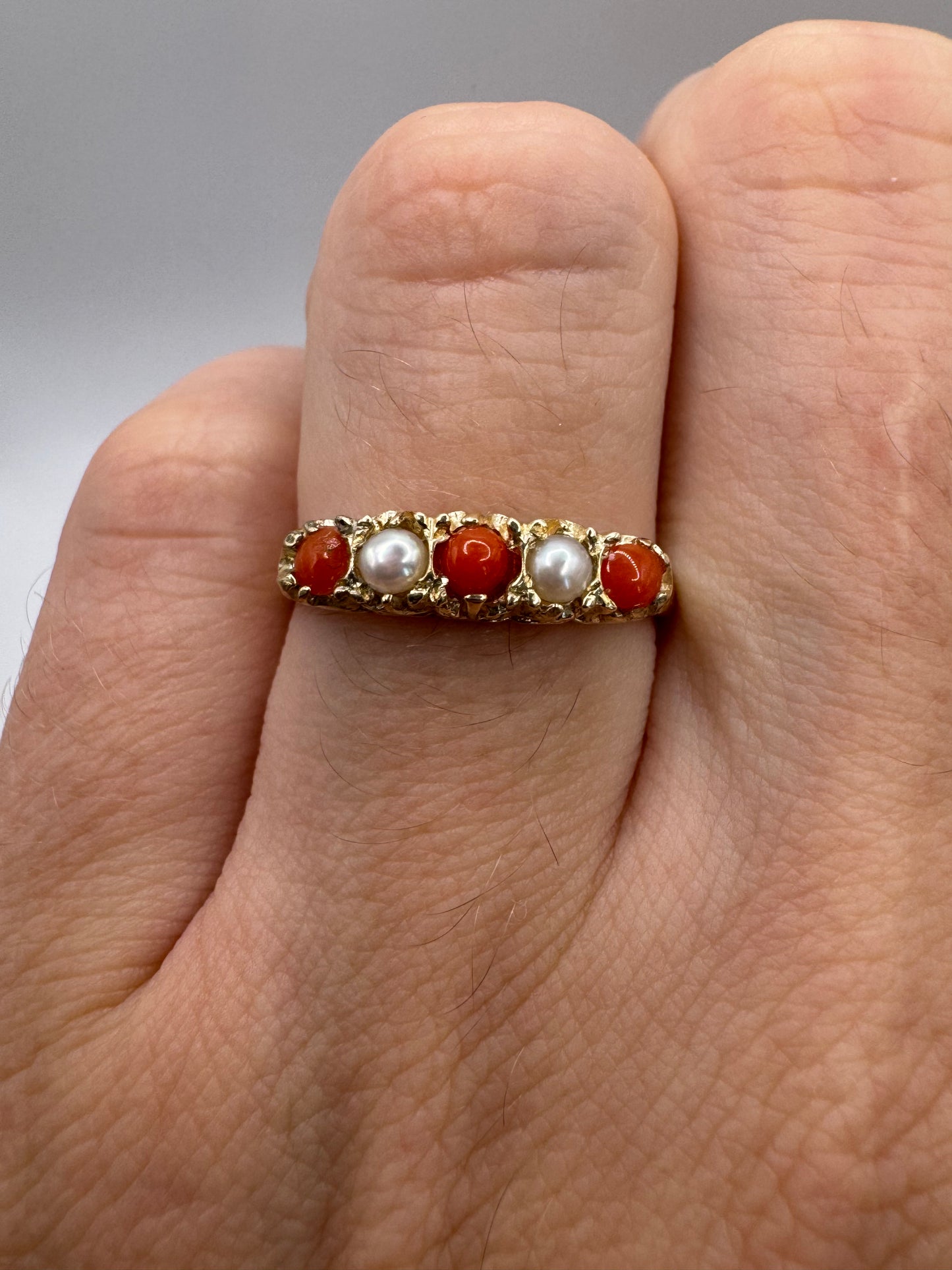 9ct gold coral and pearl ring