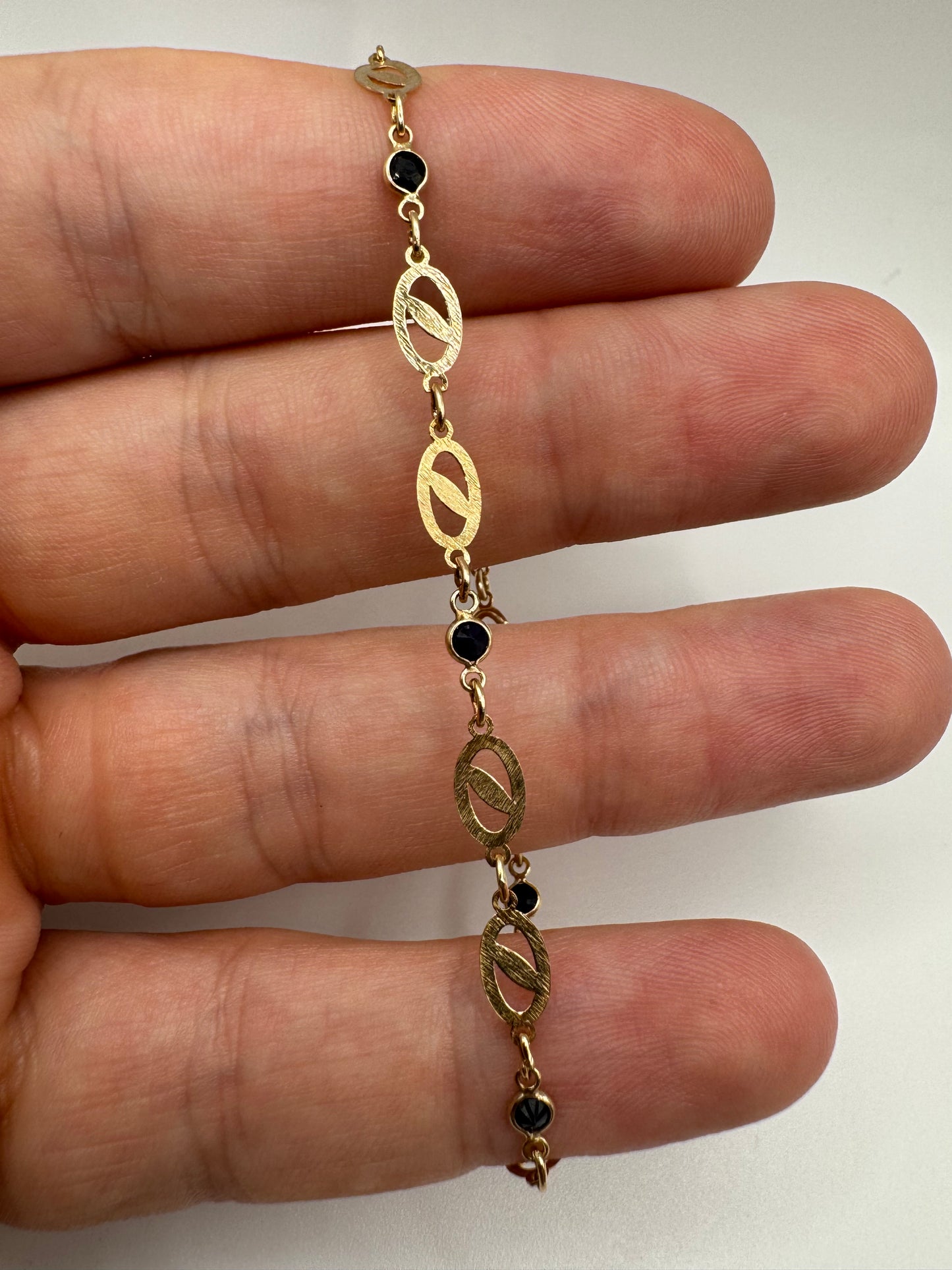 9ct gold sapphire bracelet 7