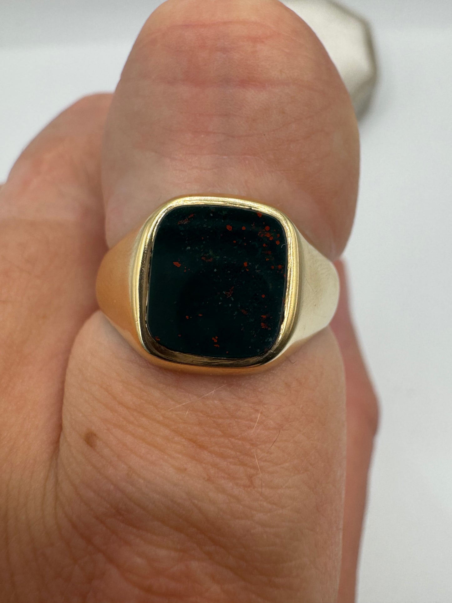 9ct gold bloodstone signet ring