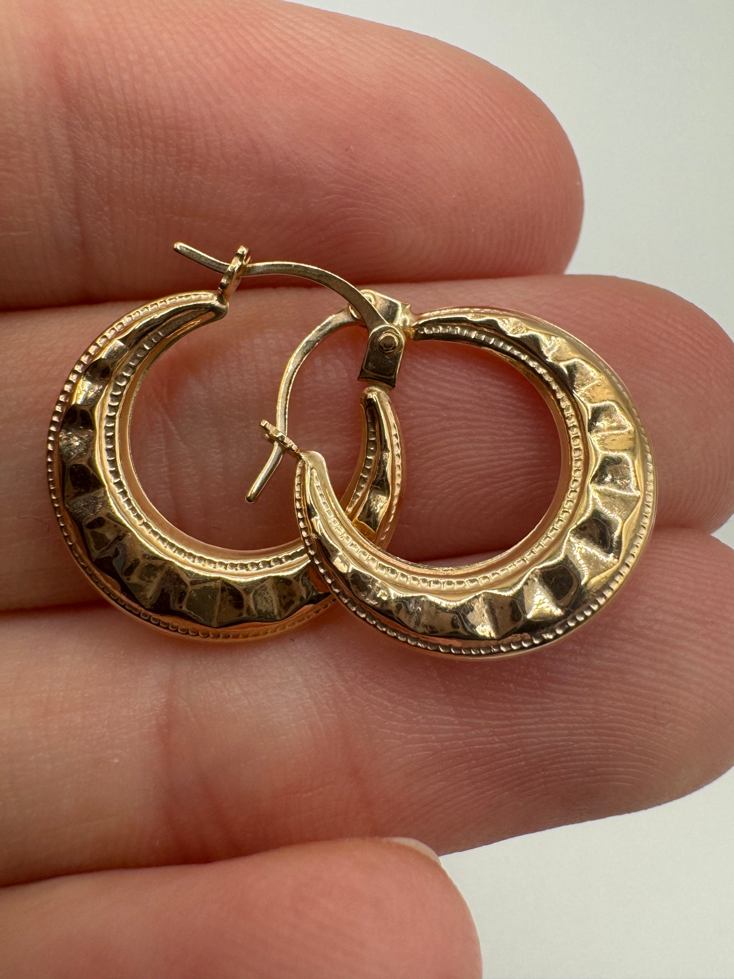 9ct gold patterned creole earrings