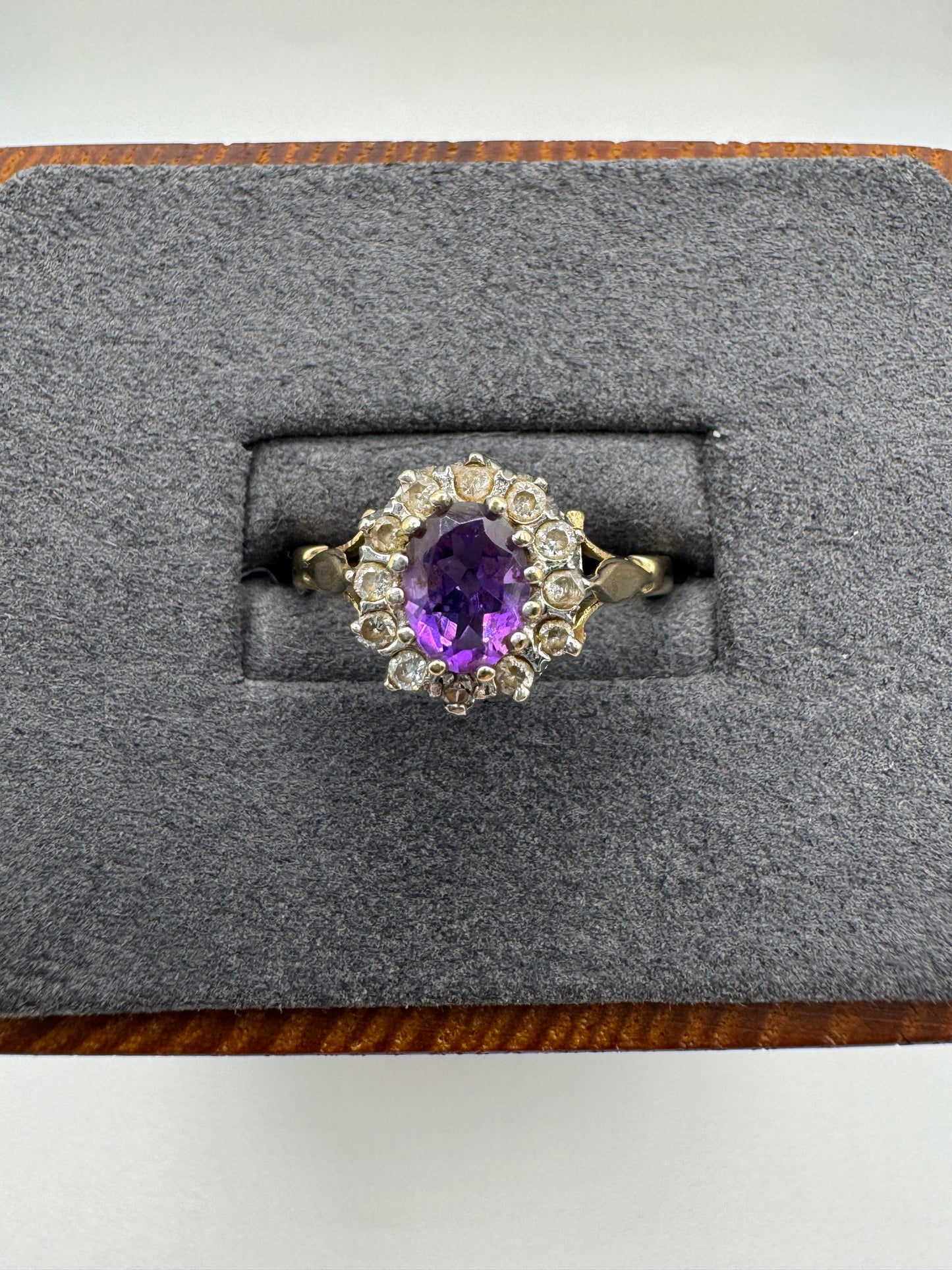 9ct gold amethyst and diamond ring