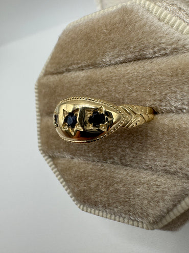 9ct gold sapphire gypsy ring