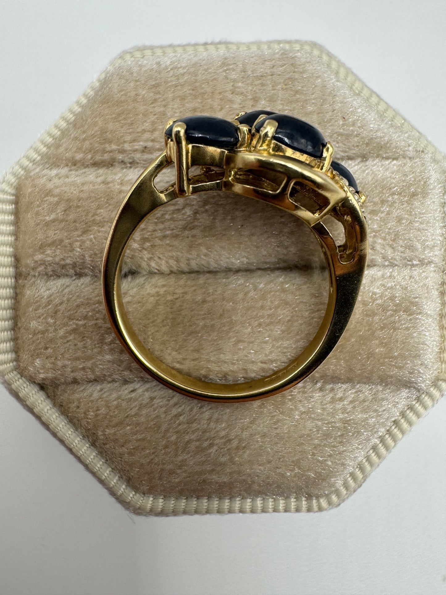 9ct gold cabochon sapphire and diamond ring