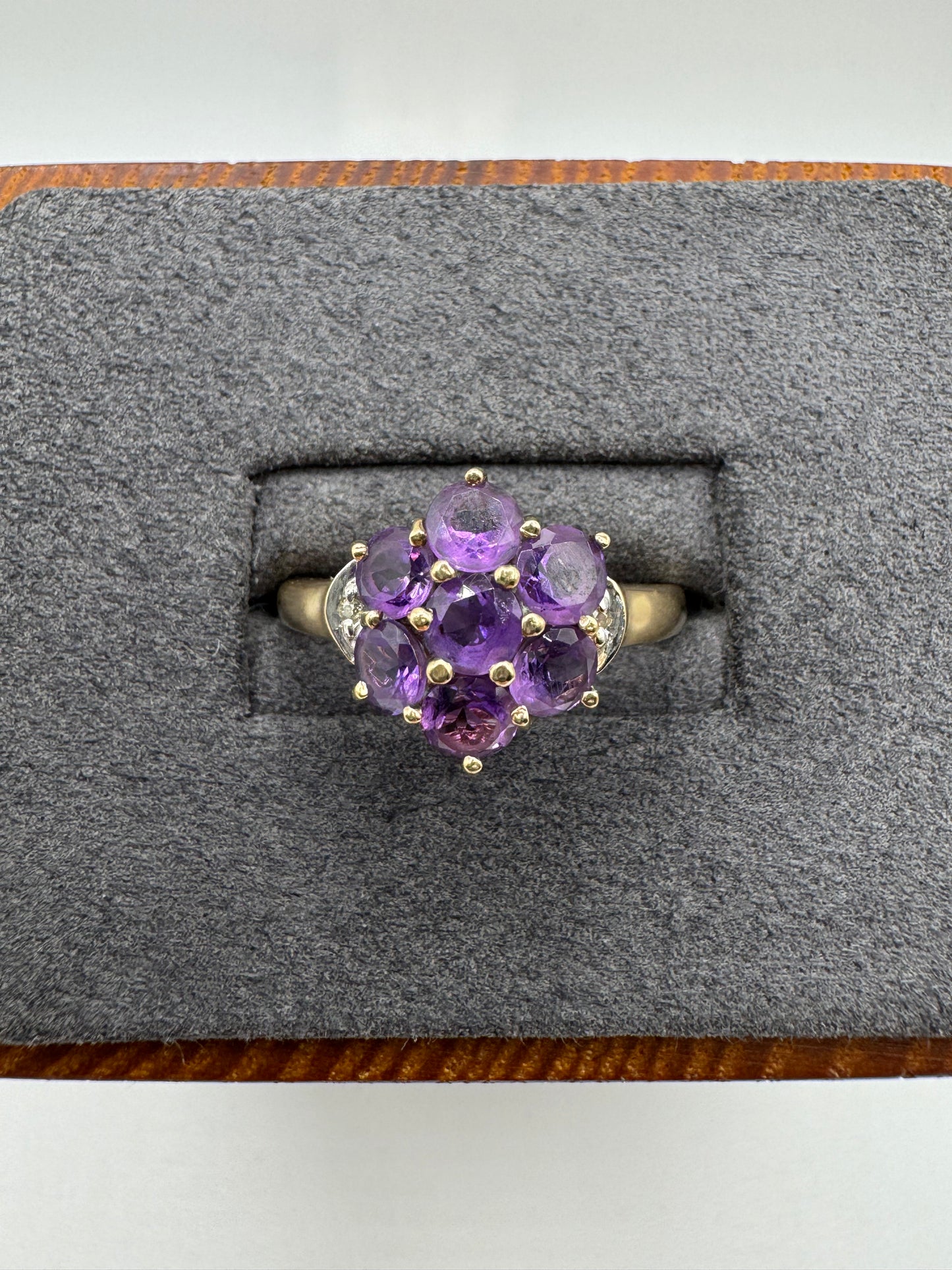 9ct gold amethyst and diamond ring