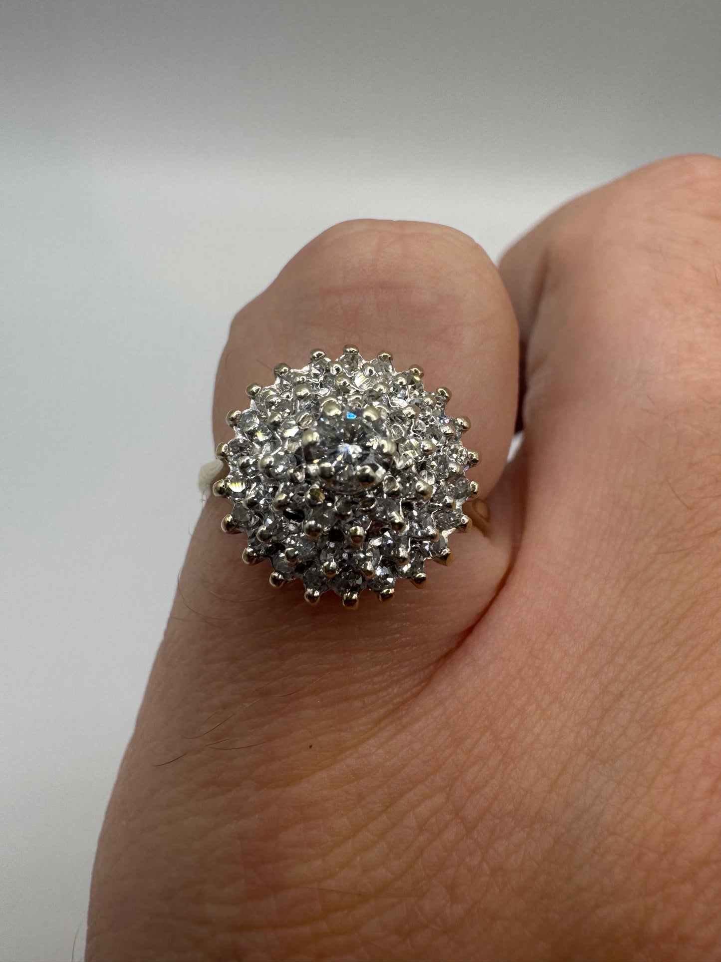 9ct gold diamond cluster ring