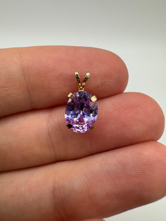 9ct gold purple cz pendant