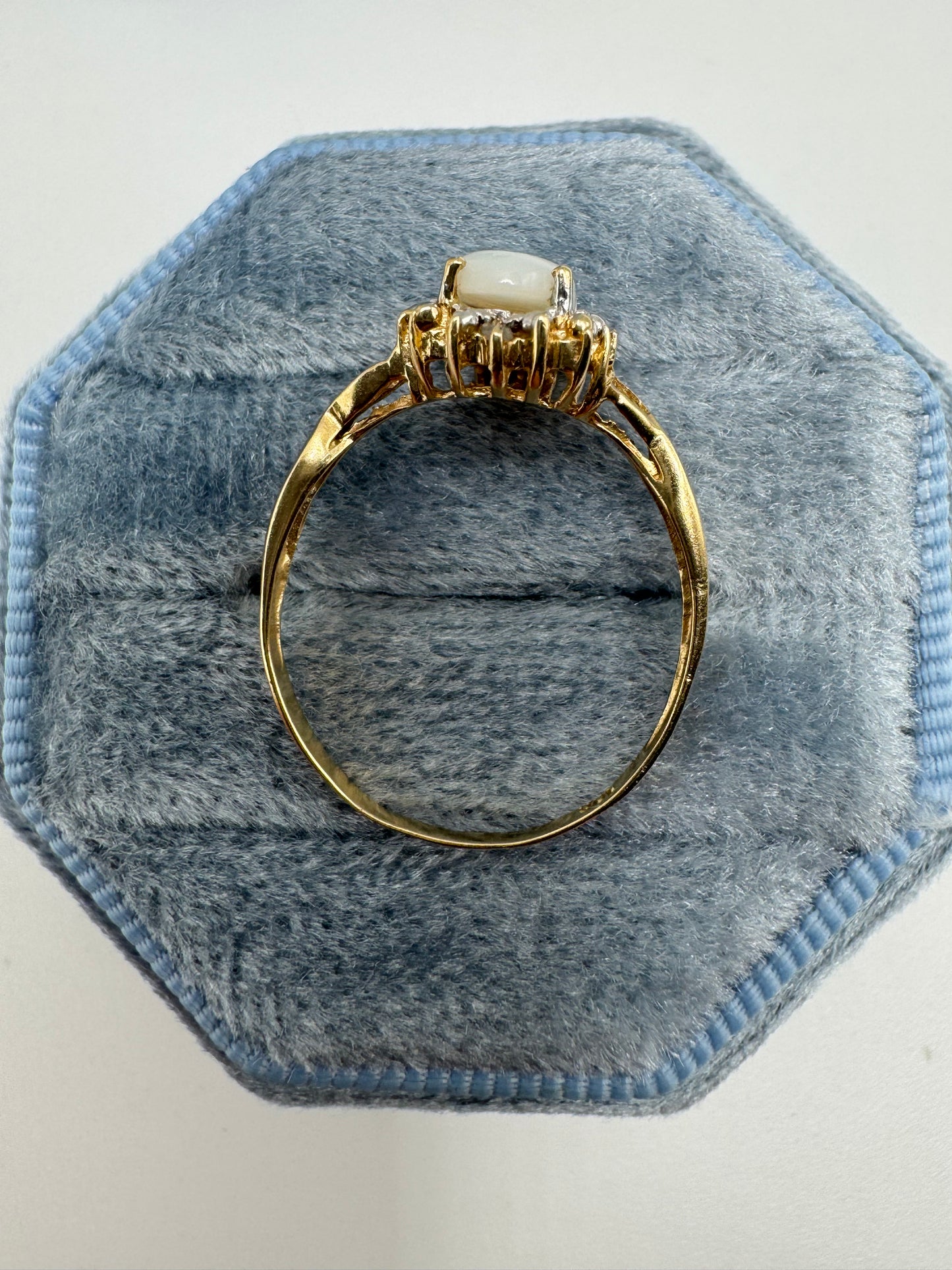 9ct gold opal and diamond ring
