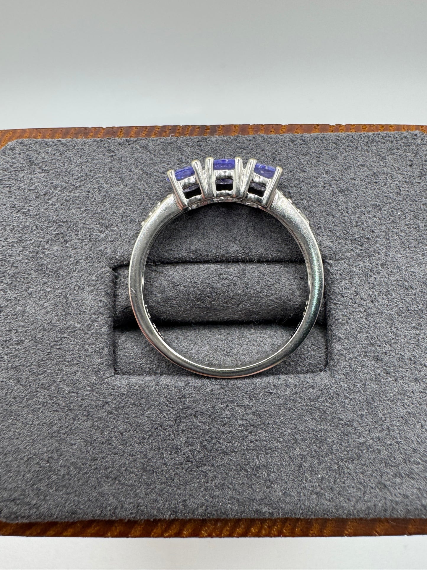 9ct white gold tanzanite and diamond ring