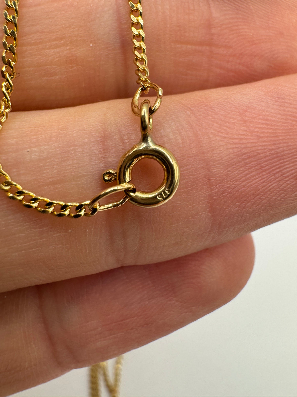 9ct gold chain 46 18”