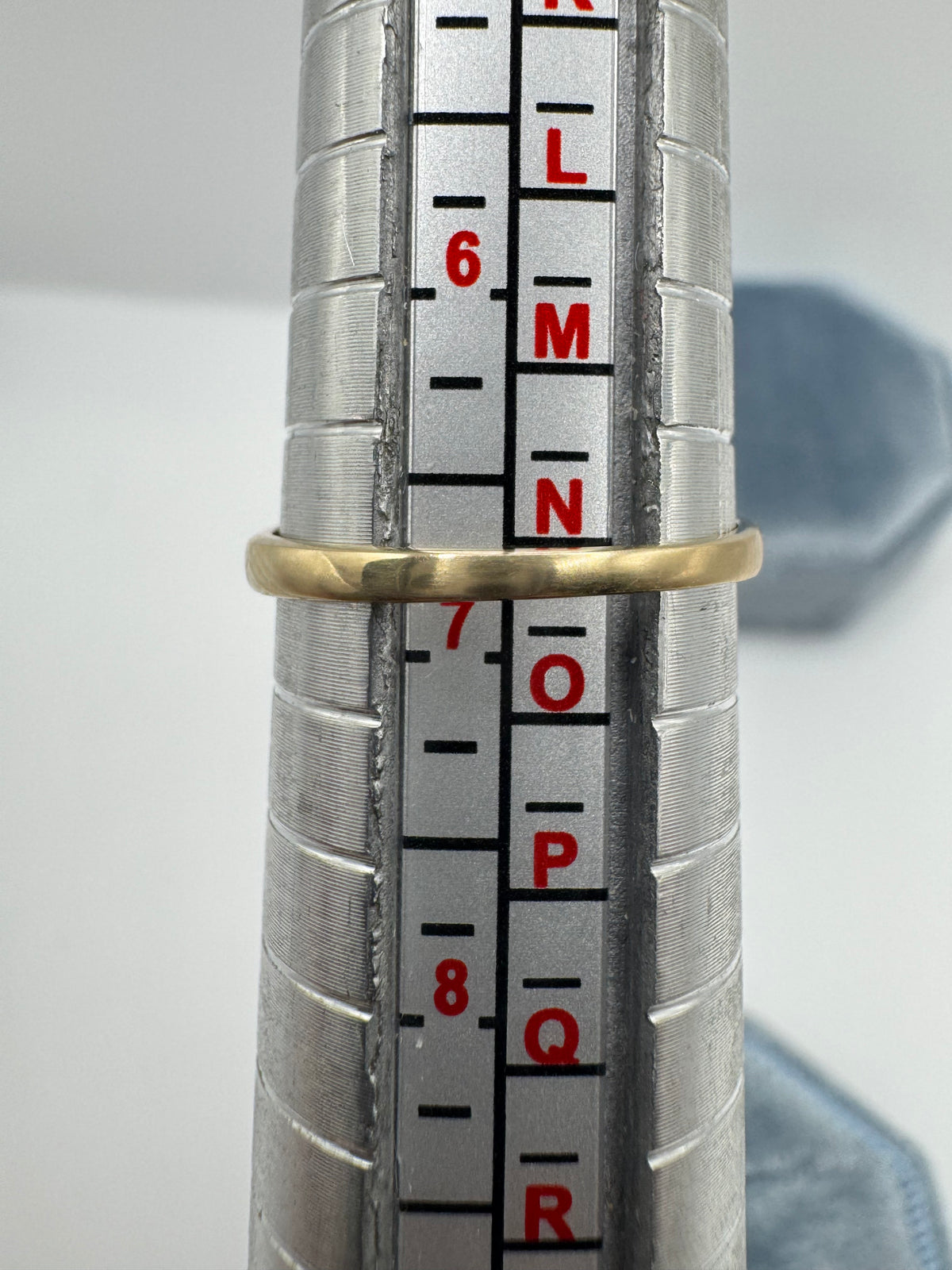 9ct gold moonstone gypsy ring