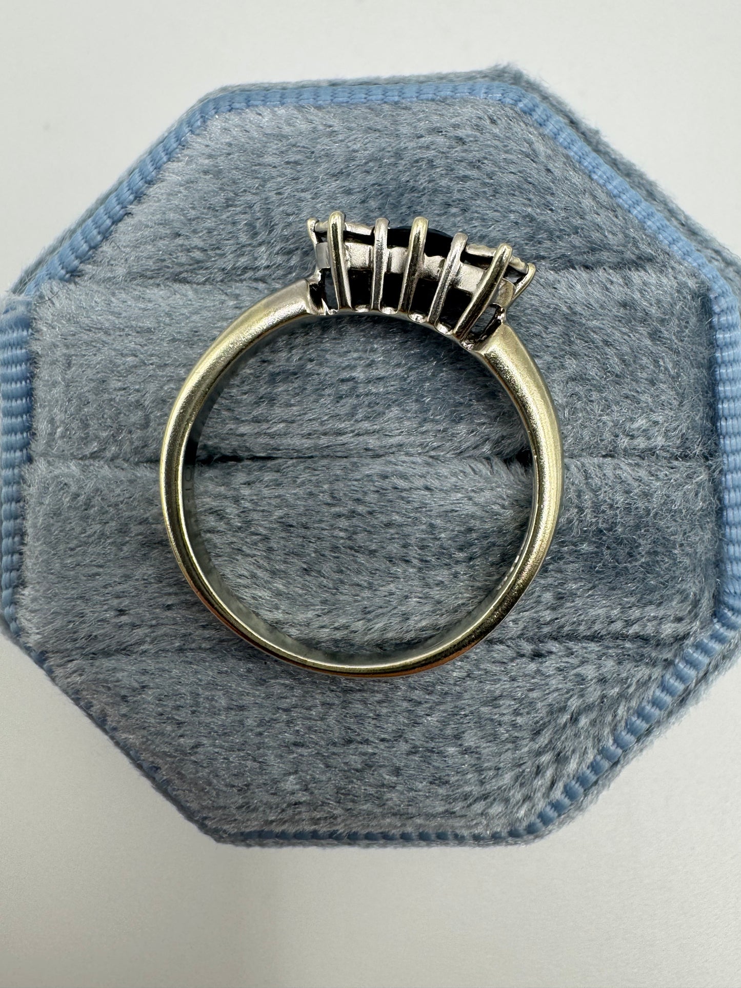 9ct gold sapphire and diamond ring