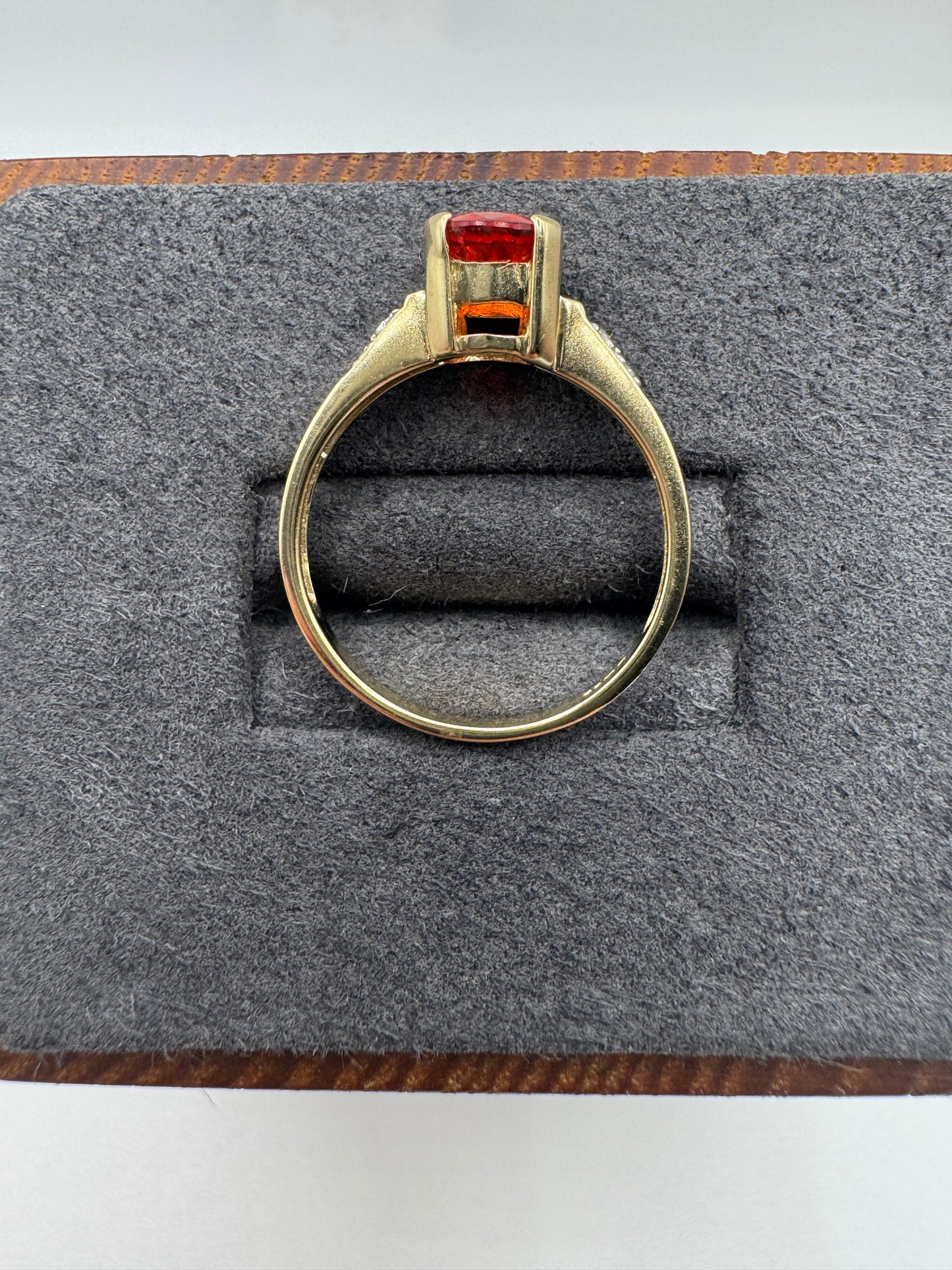 9ct gold sapphire and diamond ring