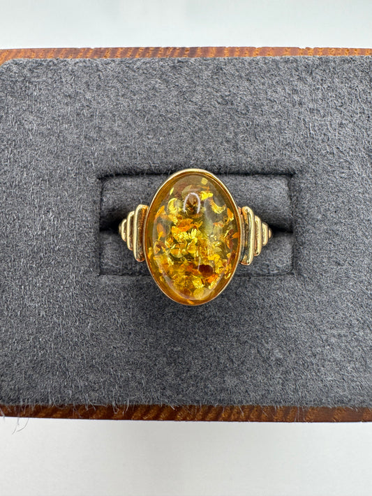 9ct gold amber ring