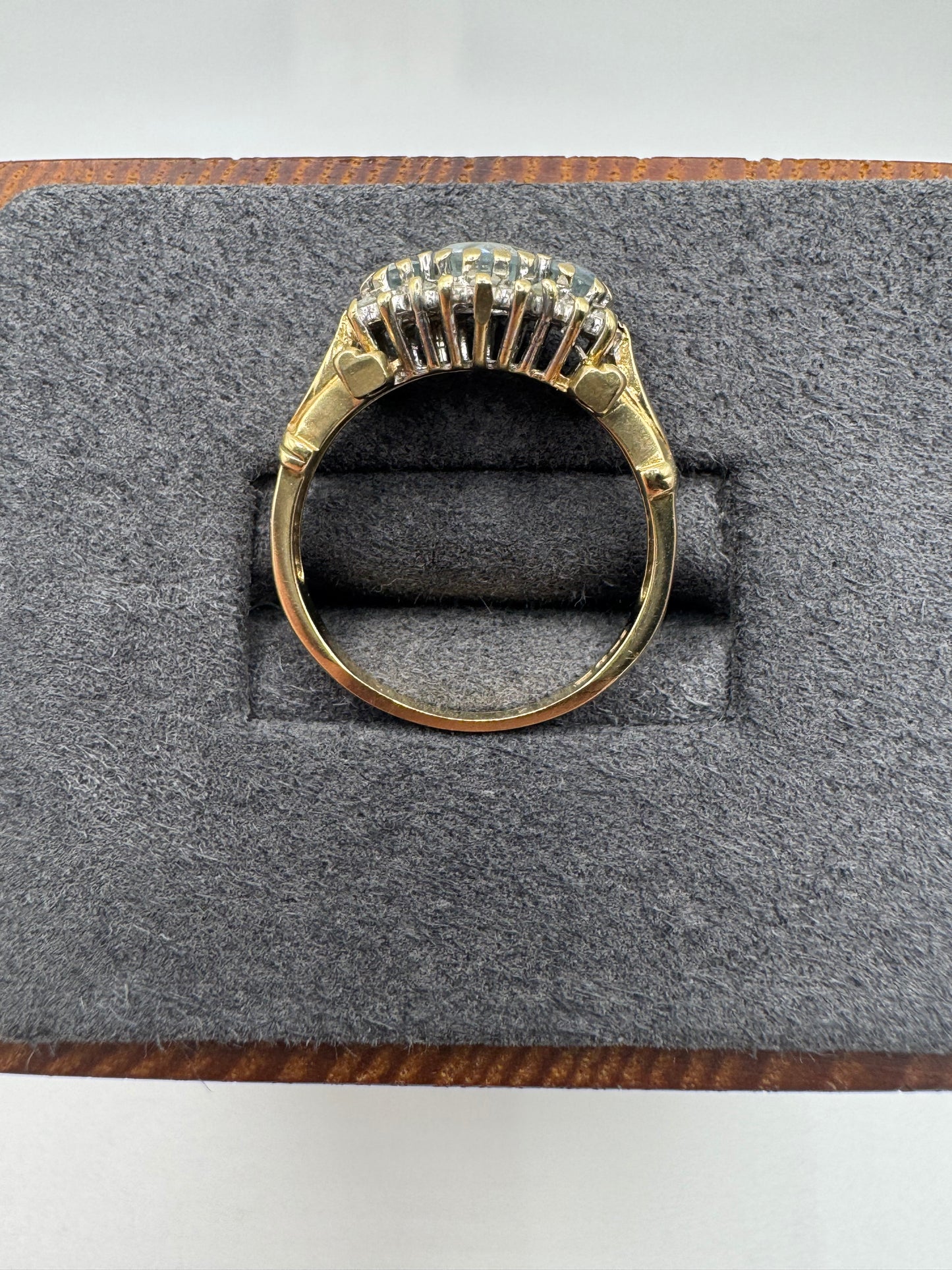 9ct gold aquamarine and diamond ring