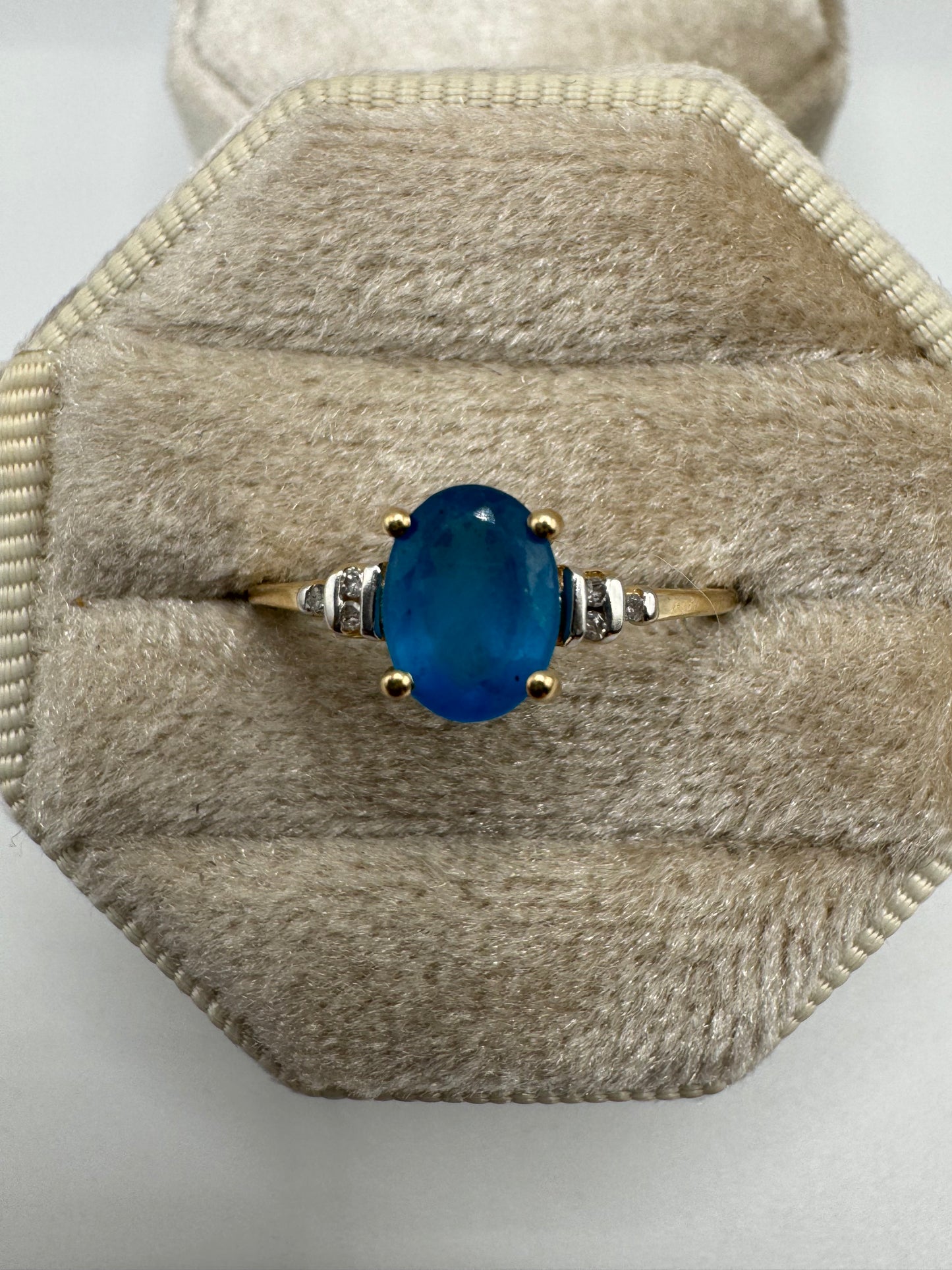 9ct gold blue apatite and diamond ring