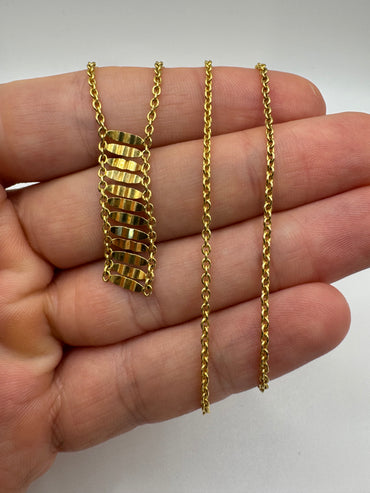 9ct gold ridged necklace (17” chain)