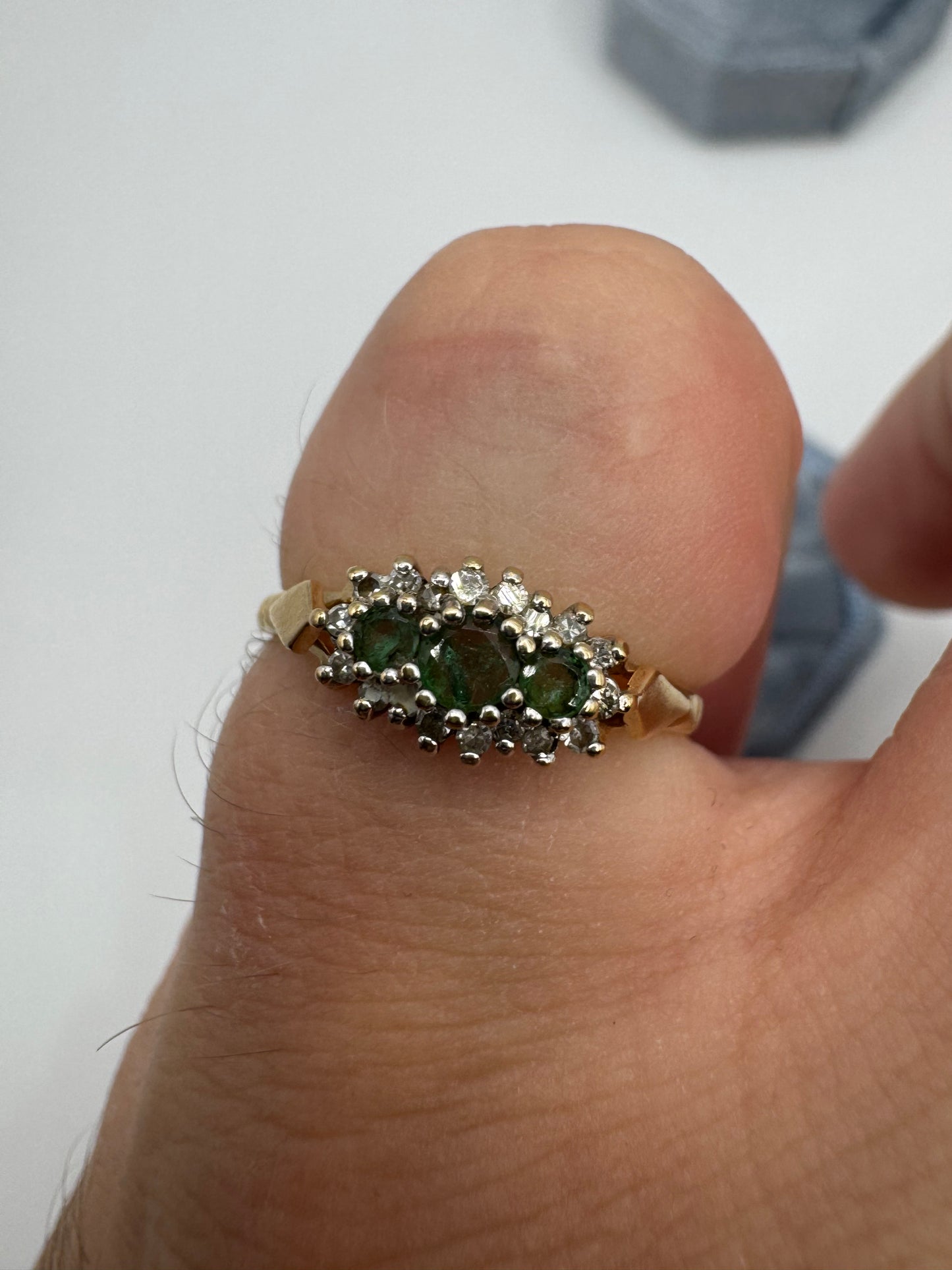 9ct gold emerald and diamond ring