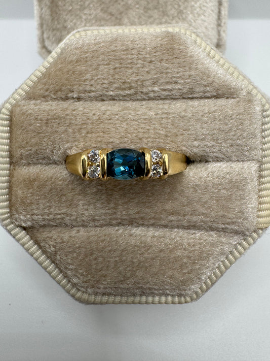 9ct gold blue topaz and diamond ring