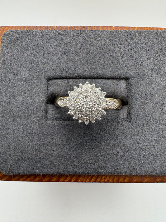 9ct gold diamond cluster ring