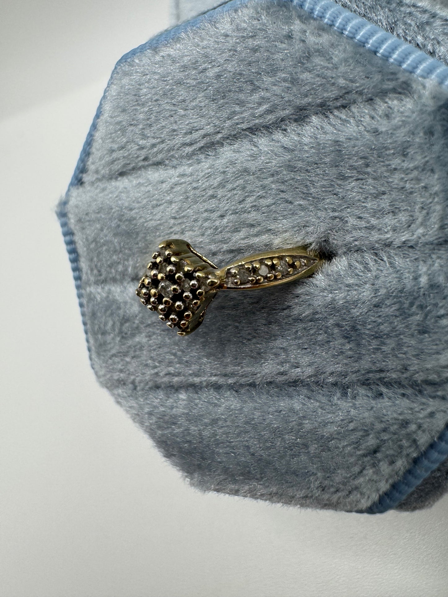9ct gold 10 point diamond cluster ring
