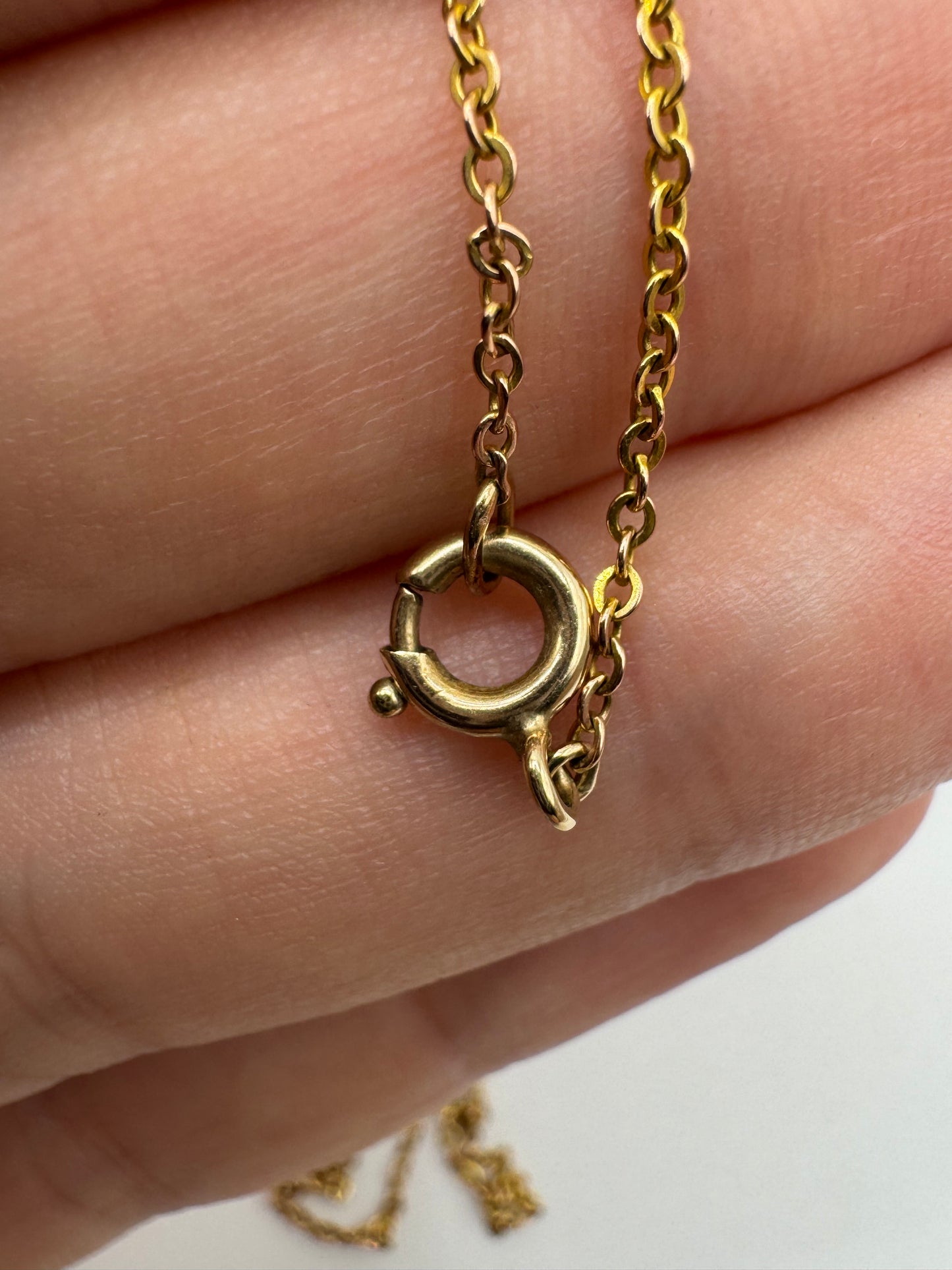 9ct gold chain 9 (16.5”)