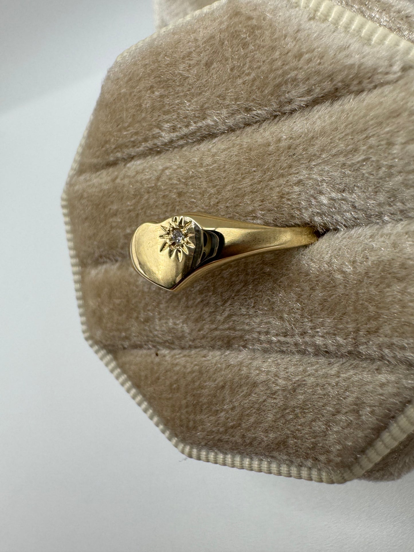 9ct gold diamond heart signet ring