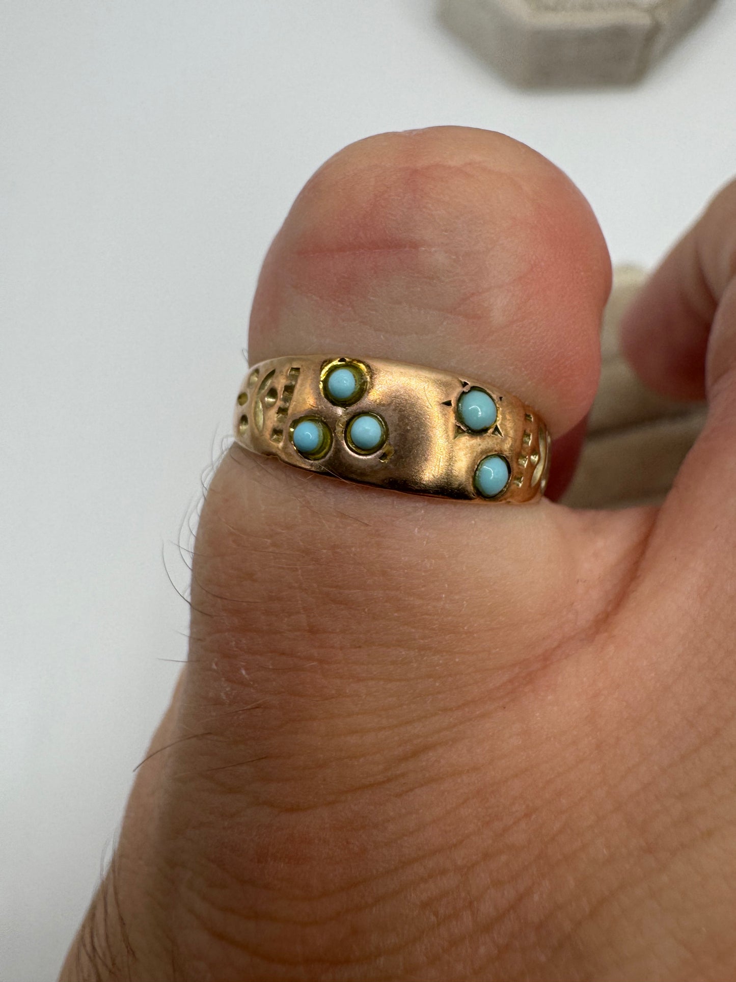 Antique 9ct rose gold turquoise gypsy ring
