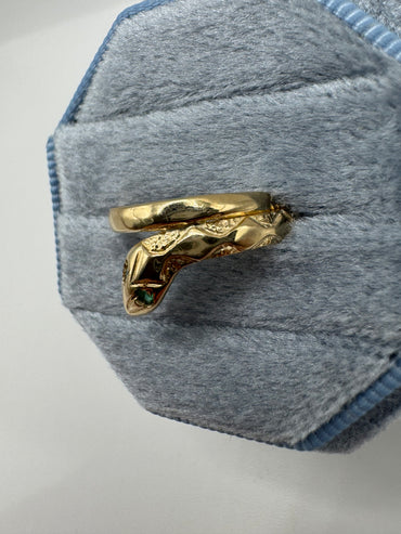 9ct gold emerald snake ring